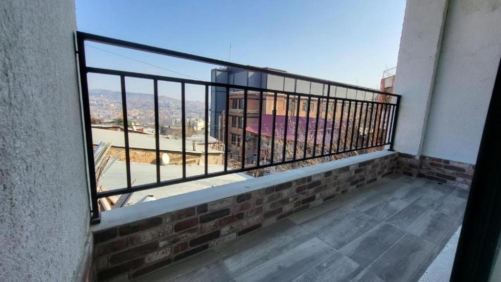 Brothers Apartments With Terrace In Old Tbilisi ภายนอก รูปภาพ