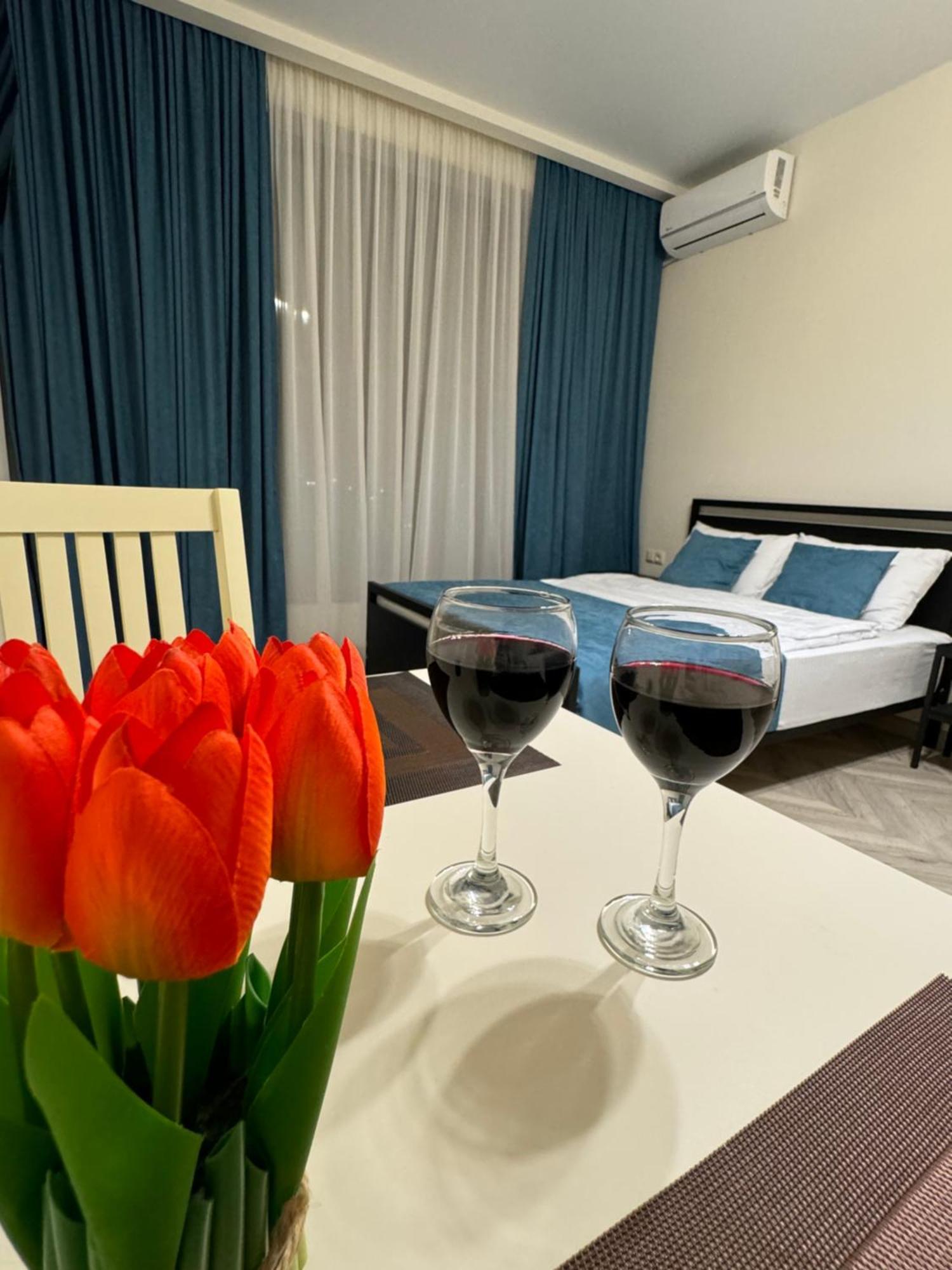Brothers Apartments With Terrace In Old Tbilisi ภายนอก รูปภาพ
