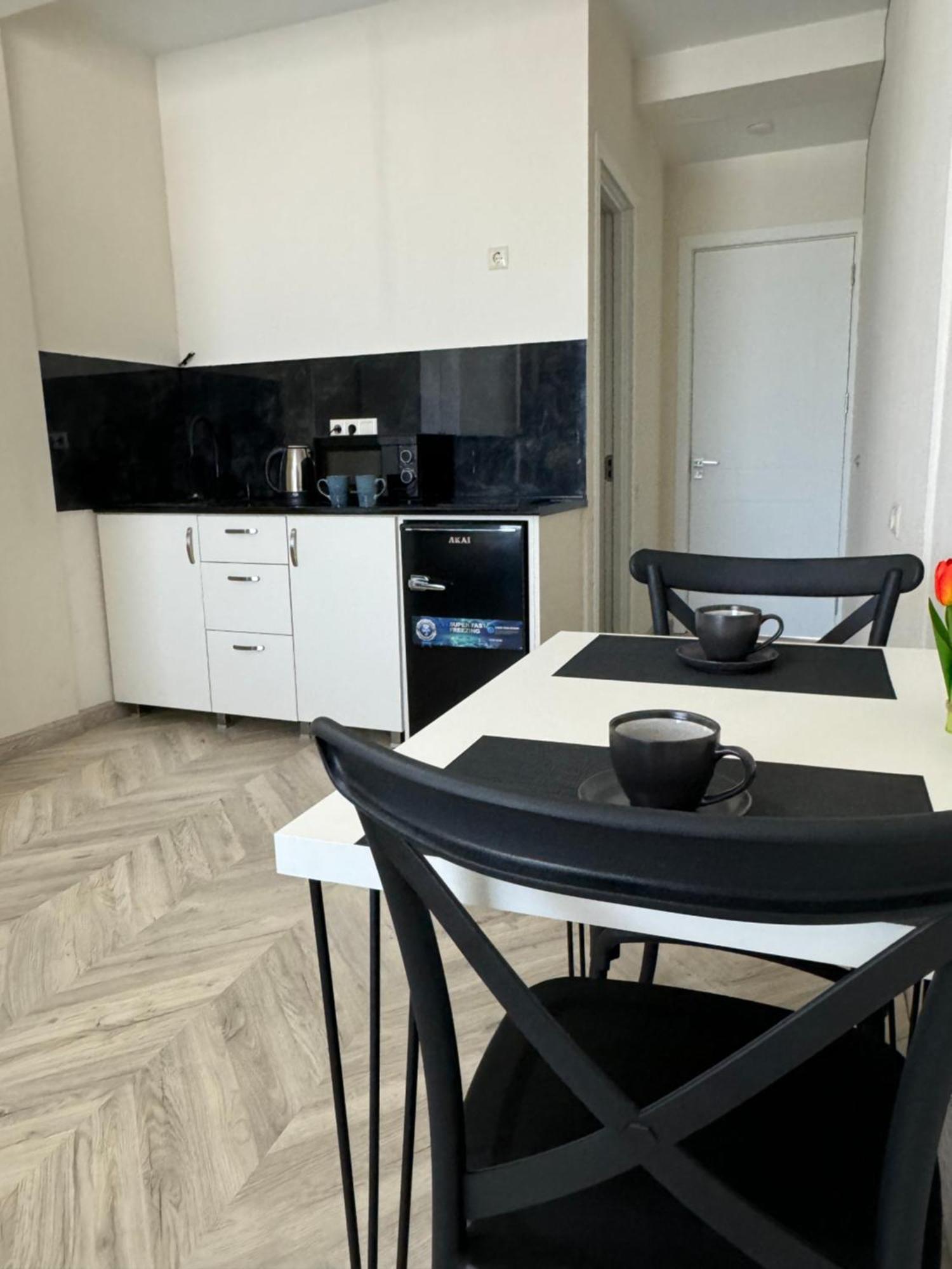 Brothers Apartments With Terrace In Old Tbilisi ภายนอก รูปภาพ
