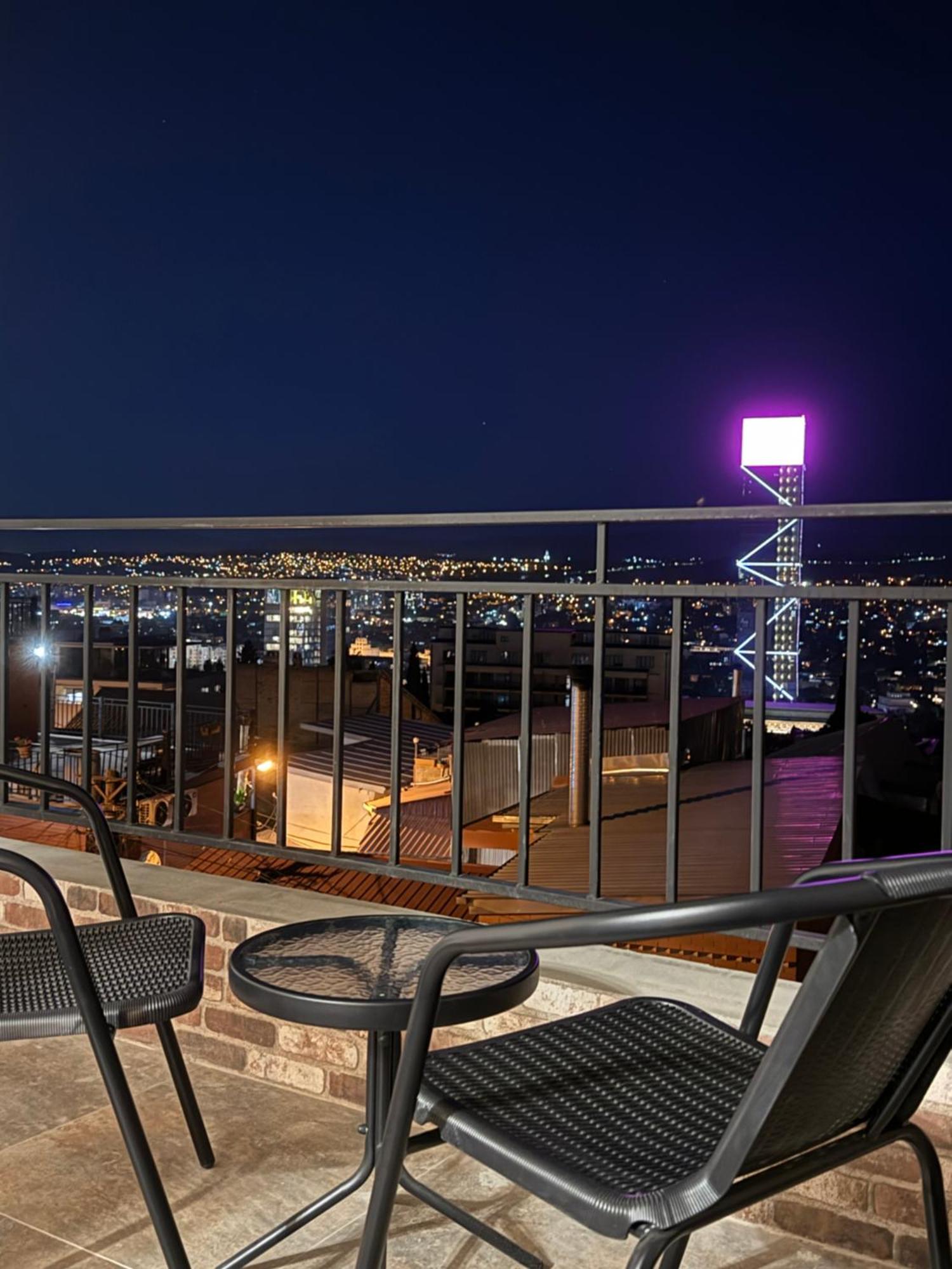 Brothers Apartments With Terrace In Old Tbilisi ภายนอก รูปภาพ