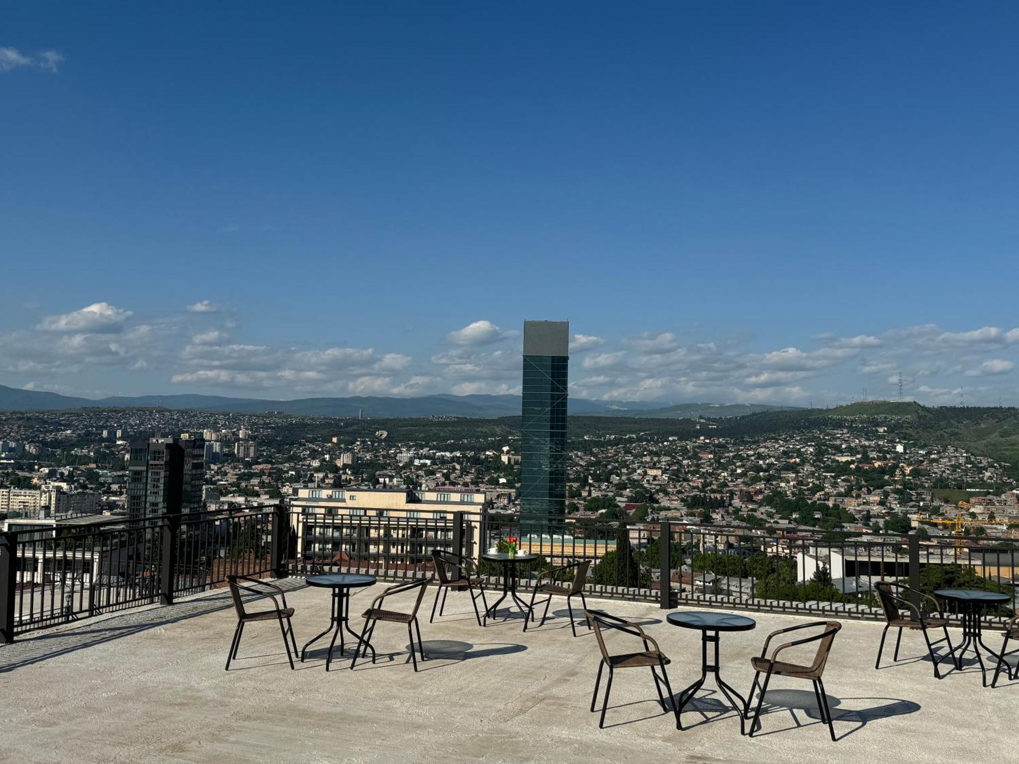 Brothers Apartments With Terrace In Old Tbilisi ภายนอก รูปภาพ